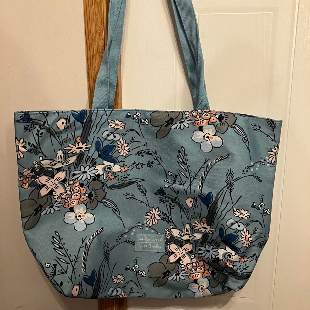 NWOT  Vera Bradley X Yankee Candle